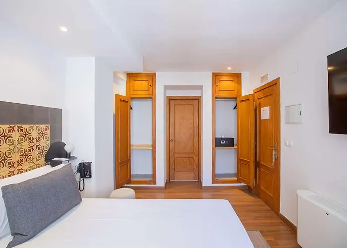 Soho Boutique Atalia