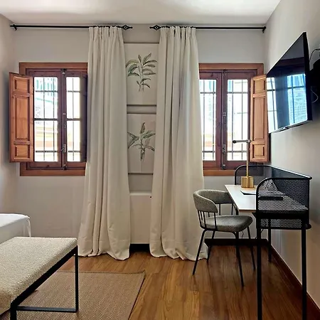 Soho Boutique Atalia 酒店 *